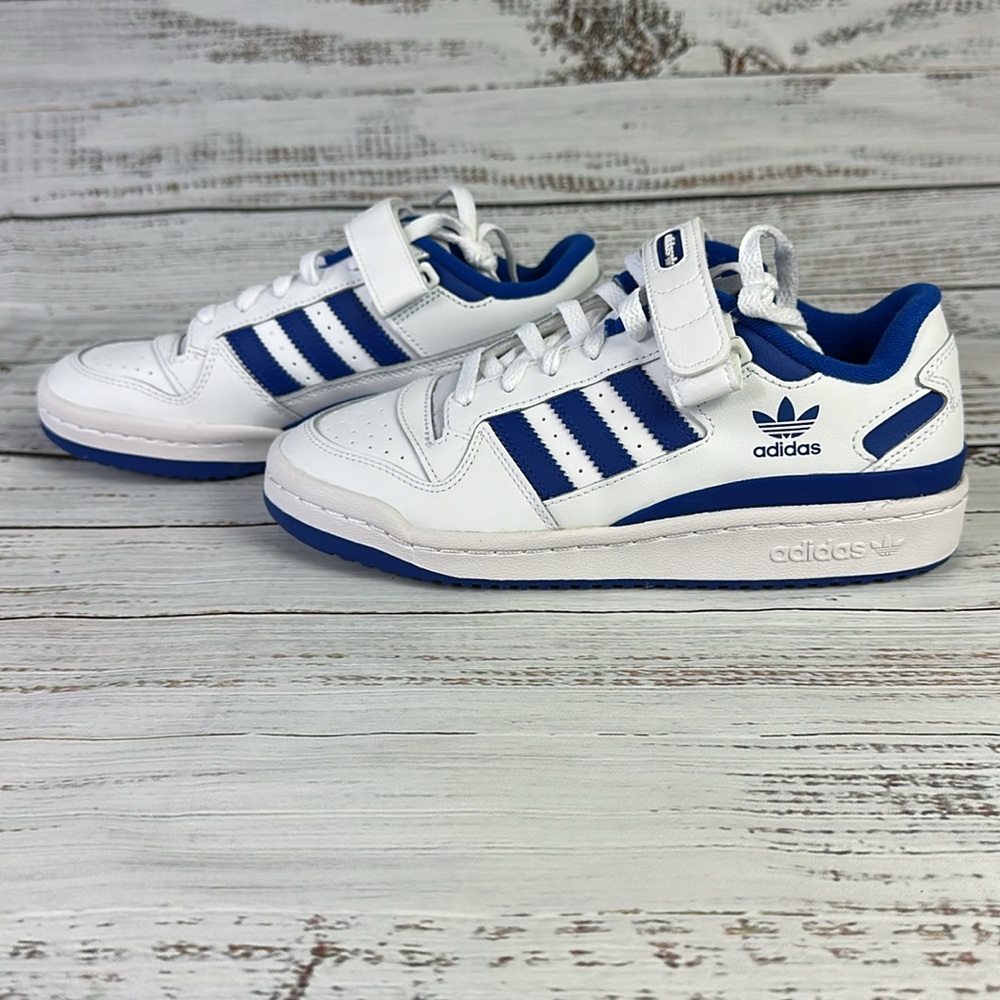 Adidas Kids Forum Low White Royal Blue New Size 5.5 - Picture 2 of 10